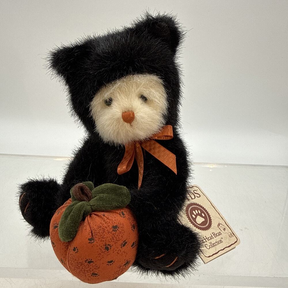 Vintage Boyds Bears "Sneaky" White Bear in Black Cat Halloween Costume w/Pumpkin